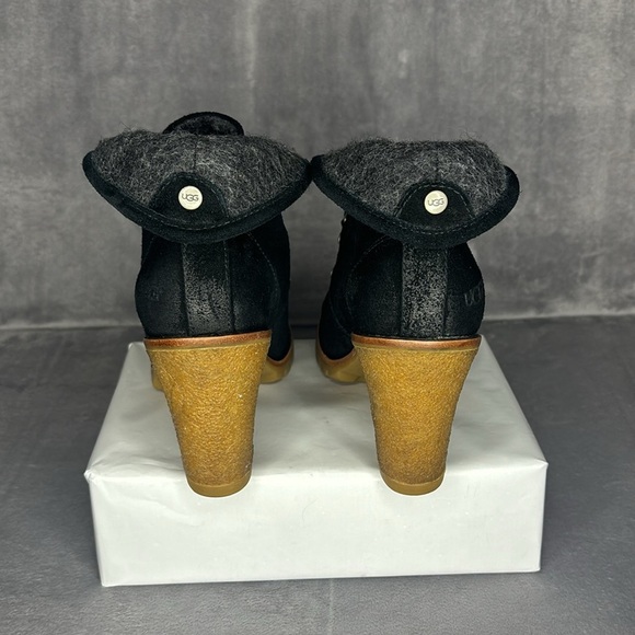 🔥🔥🔥UGG Women Lace-up Boots Size: 6🔥🔥🔥 - Picture 5 of 12